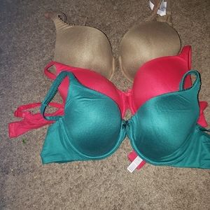 VS bras